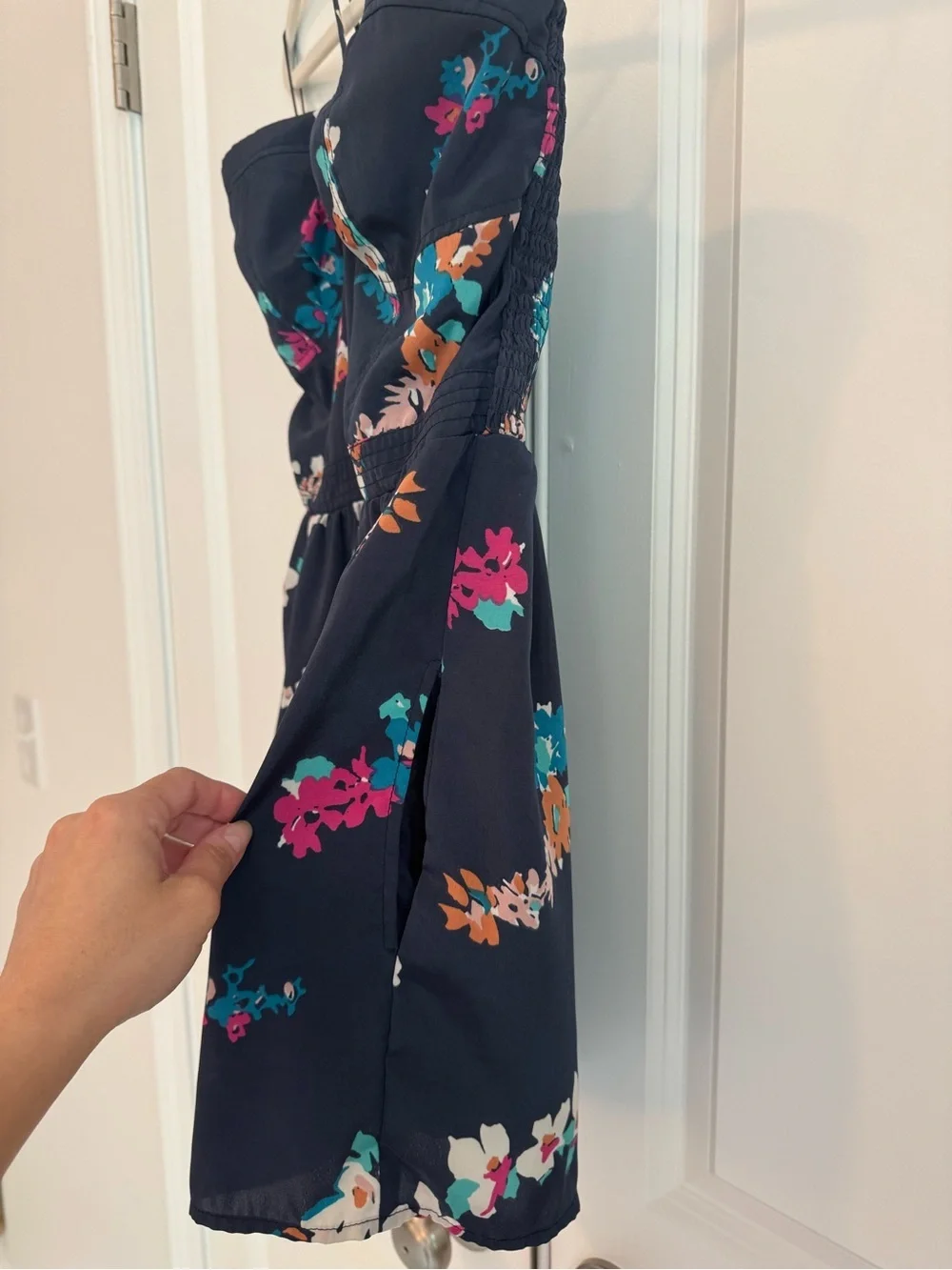 American Eagle Outfitters Navy Floral Summer Romper with Pockets - Picture 3 of 7